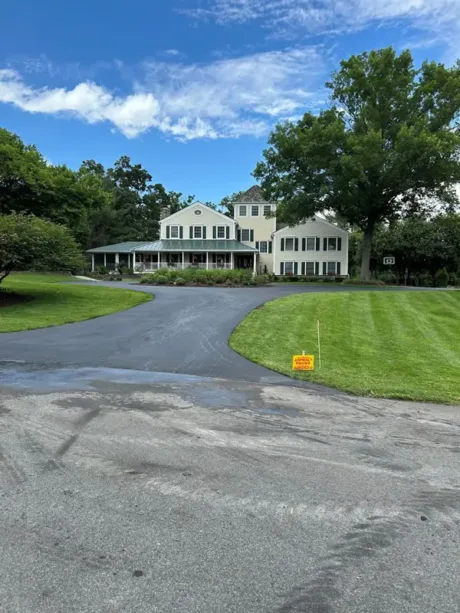 Asphalt Paving Driveway