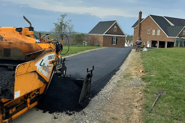 Trusted Asphalt Paving Contractor in Centreville, VA Trusted Asphalt Paving Contractor in Centreville, VA